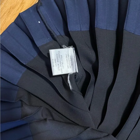 Theory Black and Blue Pleated Women's Mini Skirt - Picture 4 of 5